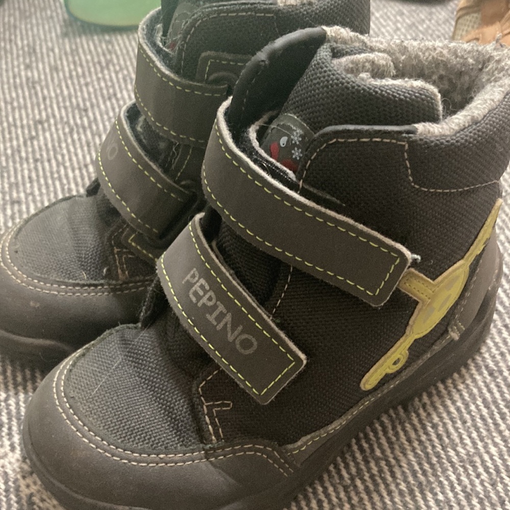 winter boots with cute airplane